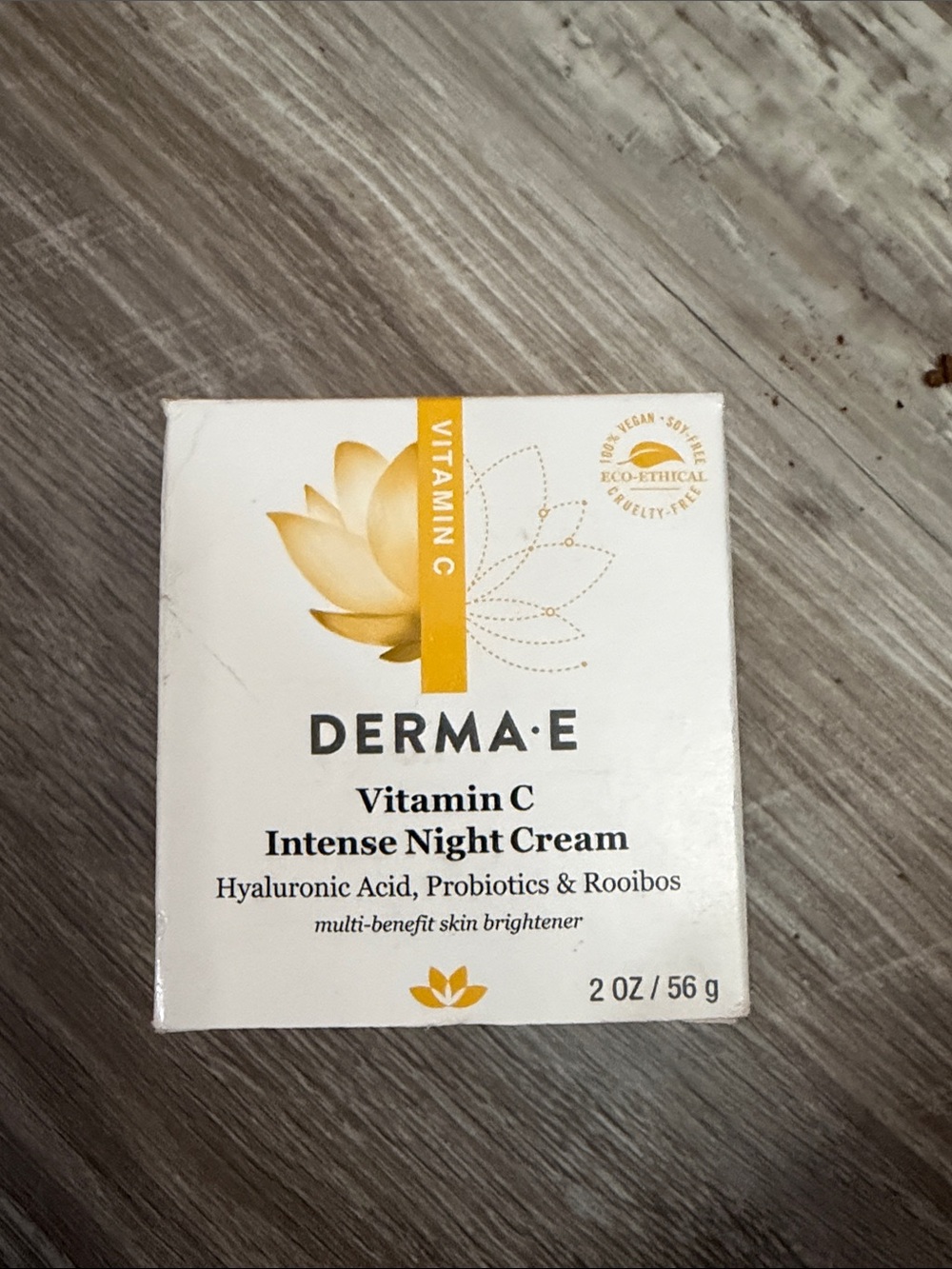 DERMA E Vitamin C Intense Night Cream - White & Gold